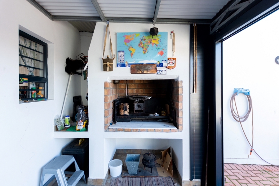 2 Bedroom Property for Sale in Velddrif Western Cape